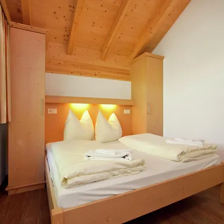 Alpesi faház Luxurious In With Sauna *